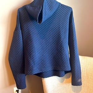NB cowl neck quilted top